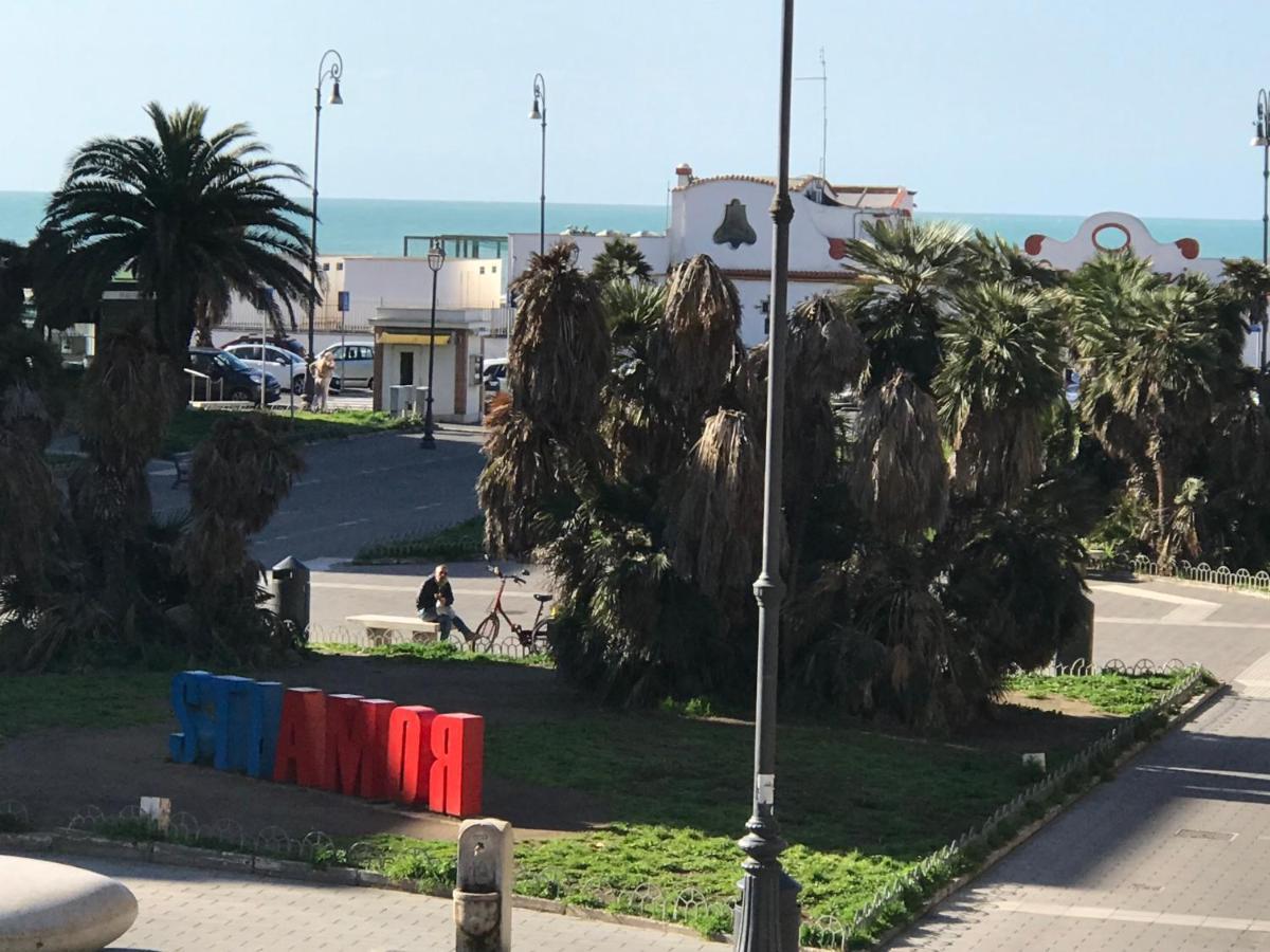 Appartamento Piazza Anco Marzio Lido di Ostia Exterior foto