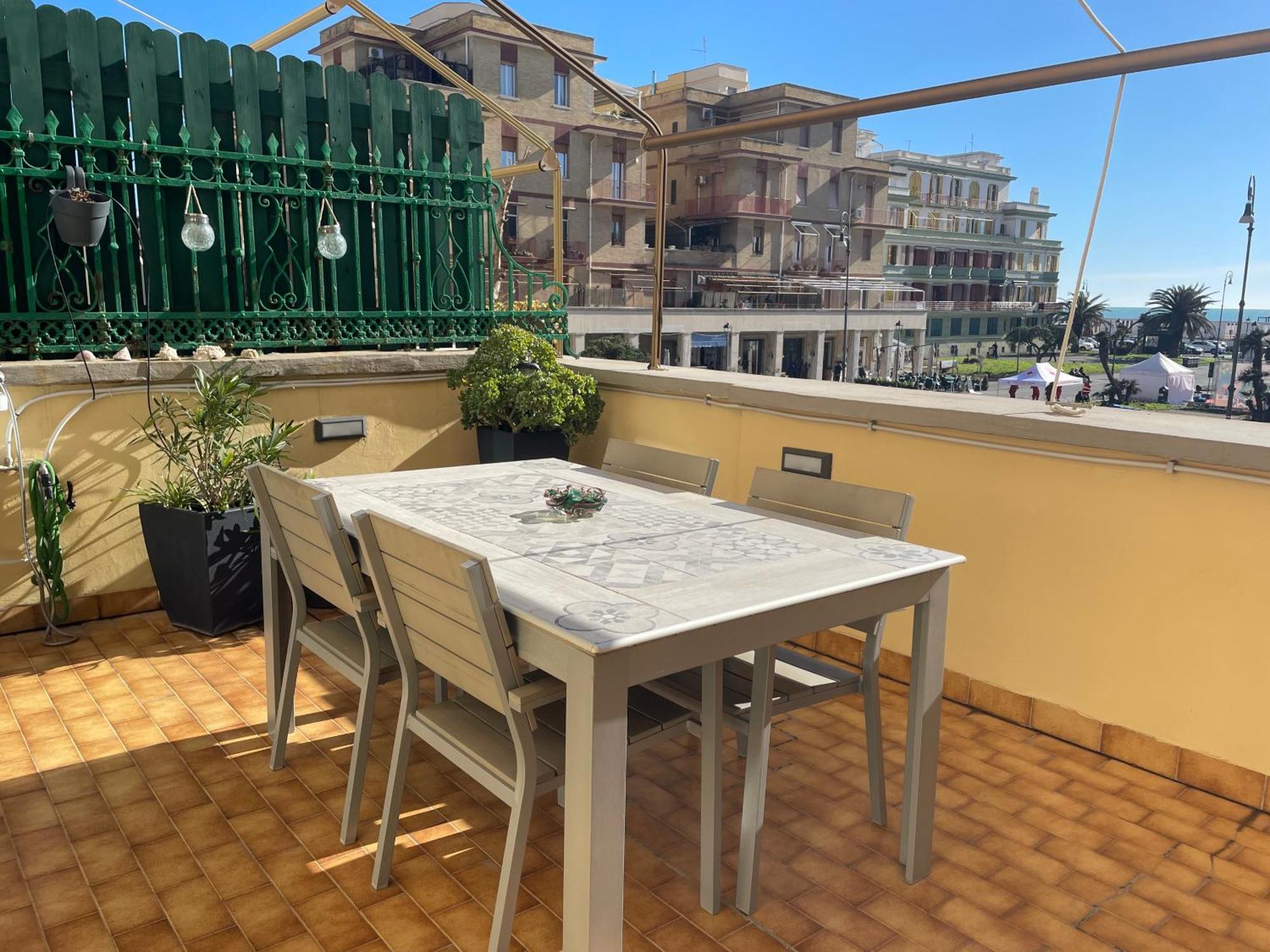 Appartamento Piazza Anco Marzio Lido di Ostia Exterior foto