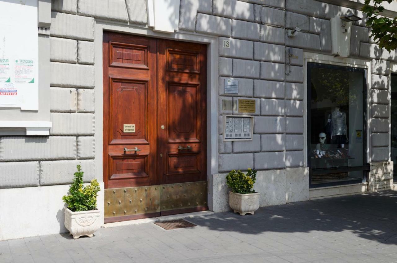 Appartamento Piazza Anco Marzio Lido di Ostia Exterior foto